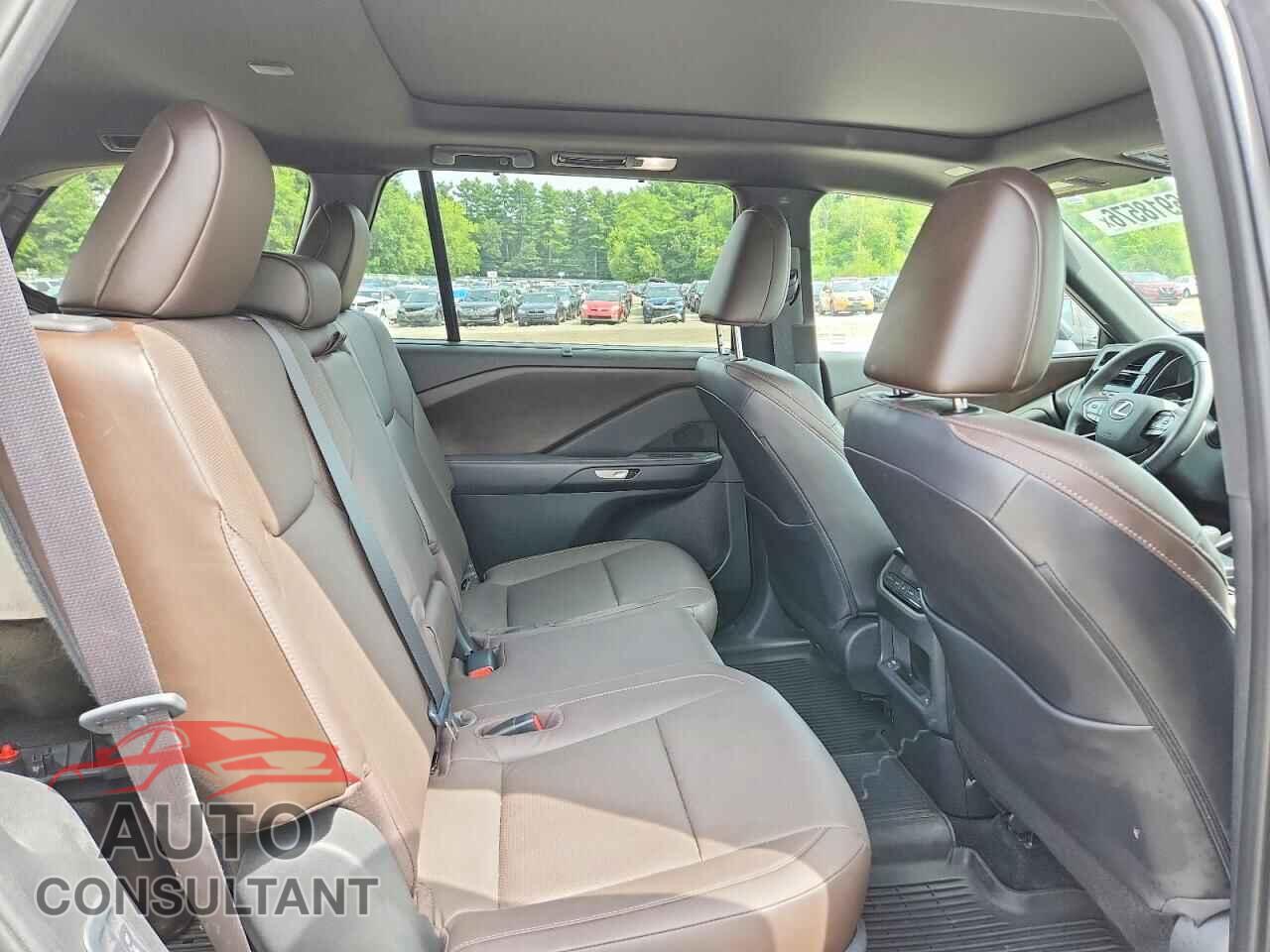 LEXUS UNKNOWN 2024 - 5TDAAAB67RS008146
