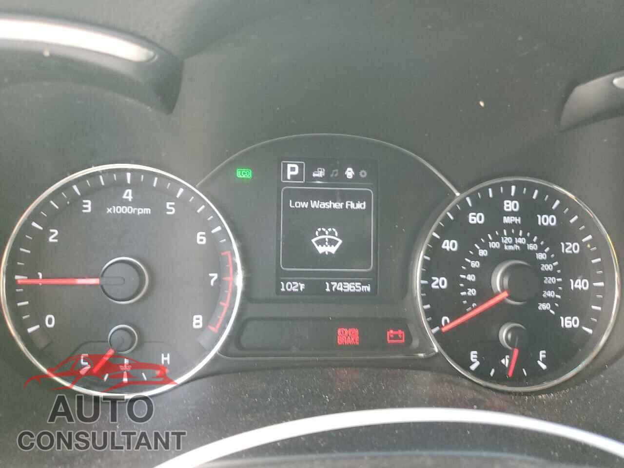 KIA FORTE 2017 - 3KPFL4A70HE018702
