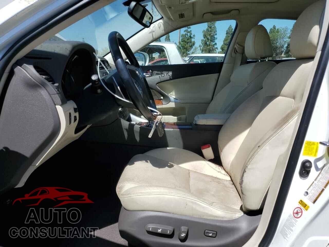 LEXUS IS 2012 - JTHBF5C22C5182579