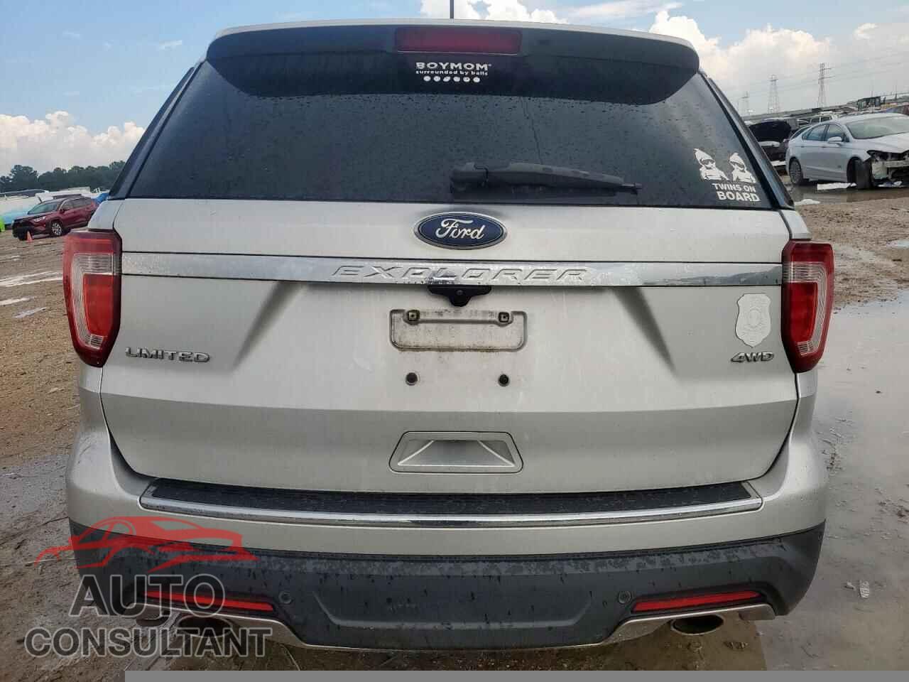 FORD EXPLORER 2018 - 1FM5K8F80JGA91030