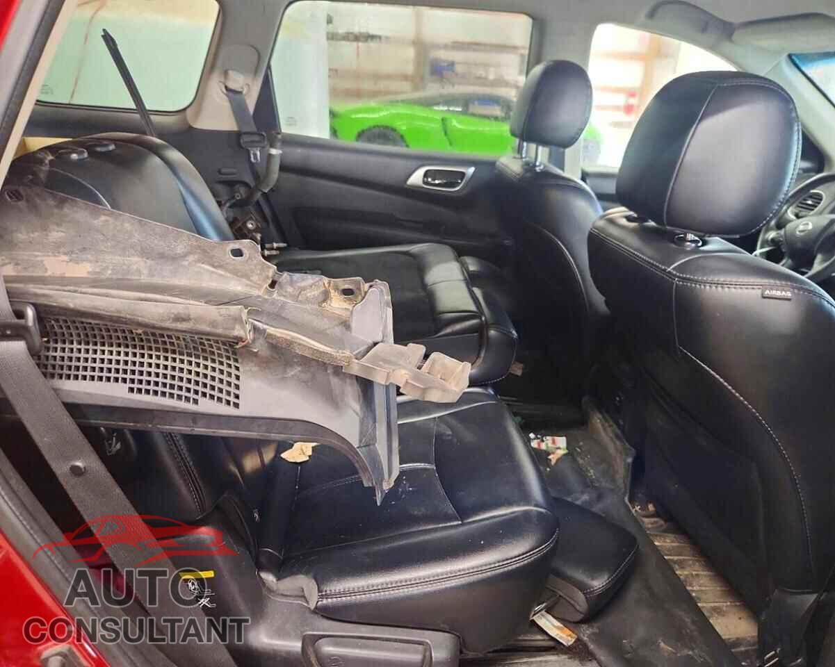 NISSAN PATHFINDER 2017 - 5N1DR2MN2HC912319