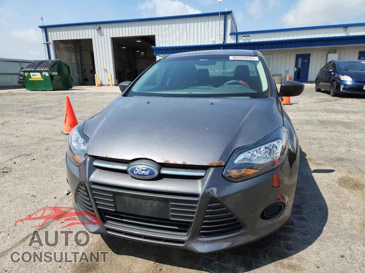 FORD FOCUS 2012 - 1FAHP3E28CL118347