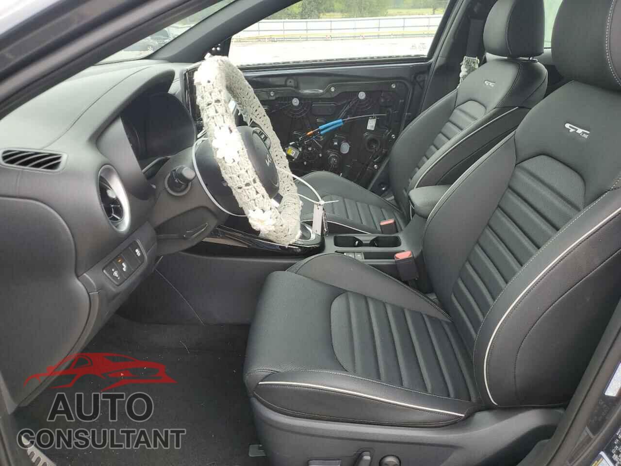 KIA FORTE 2024 - 3KPF54AD3RE763378