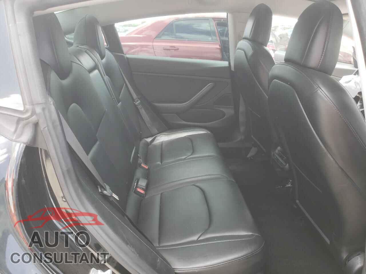 TESLA MODEL 3 2018 - 5YJ3E1EA3JF006657
