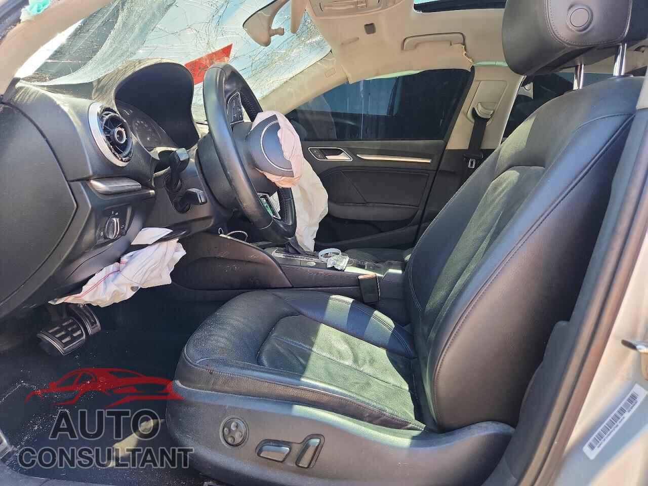 AUDI A3 2015 - WAUCCGFF4F1001421