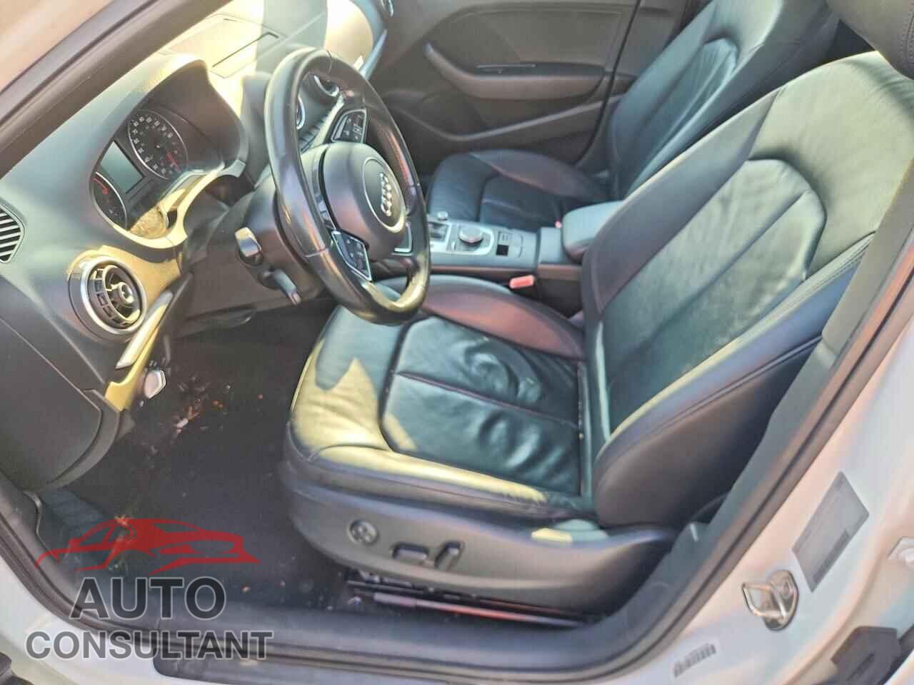 AUDI A3 2015 - WAUBFGFF9F1084721