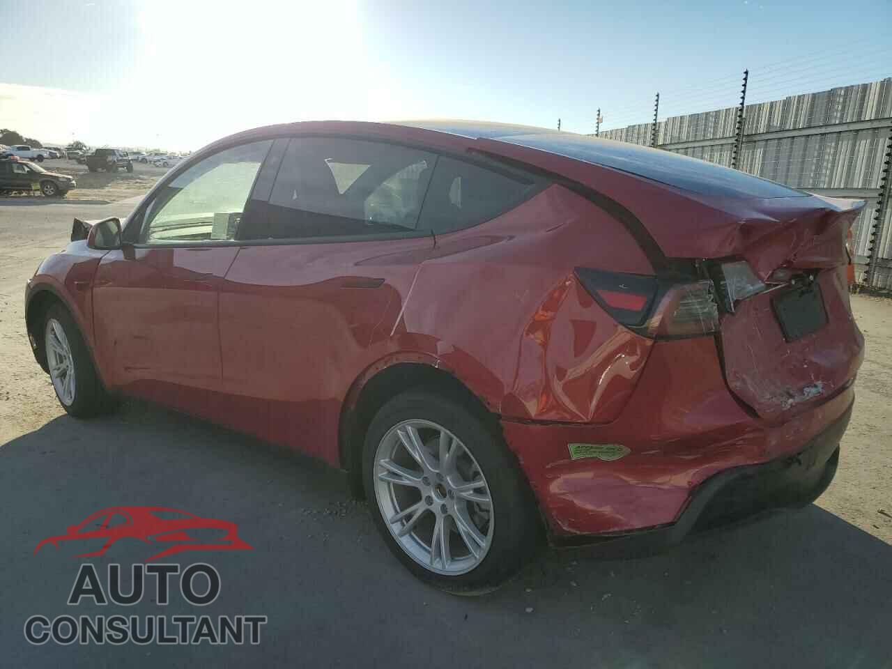 TESLA MODEL Y 2023 - 7SAYGDEEXPF749025