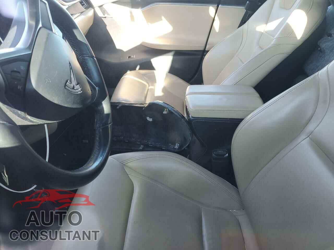 TESLA MODEL S 2015 - 5YJSA1S27FF094270