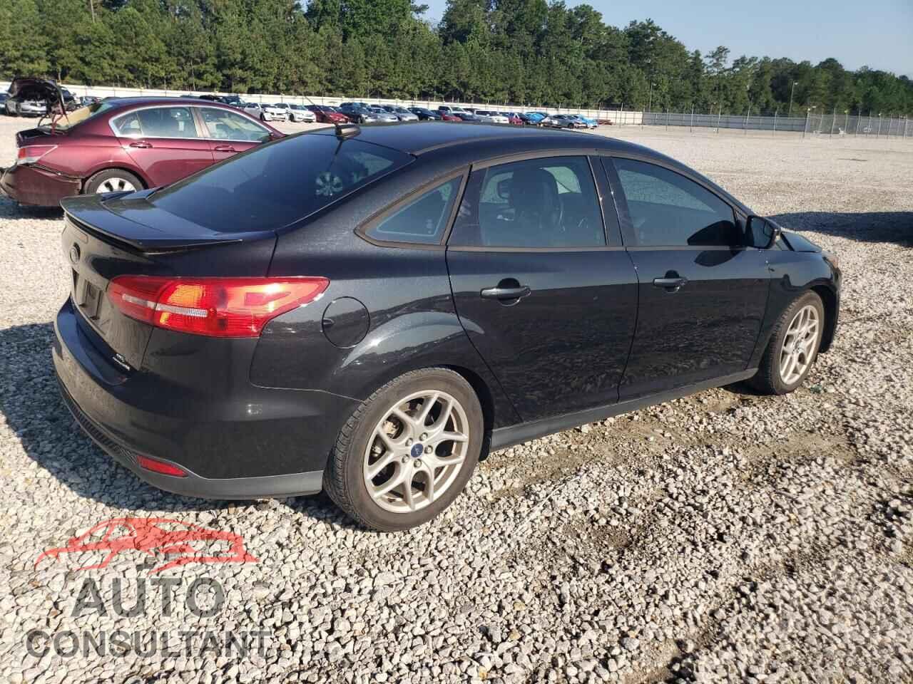 FORD FOCUS 2015 - 1FADP3F27FL227271