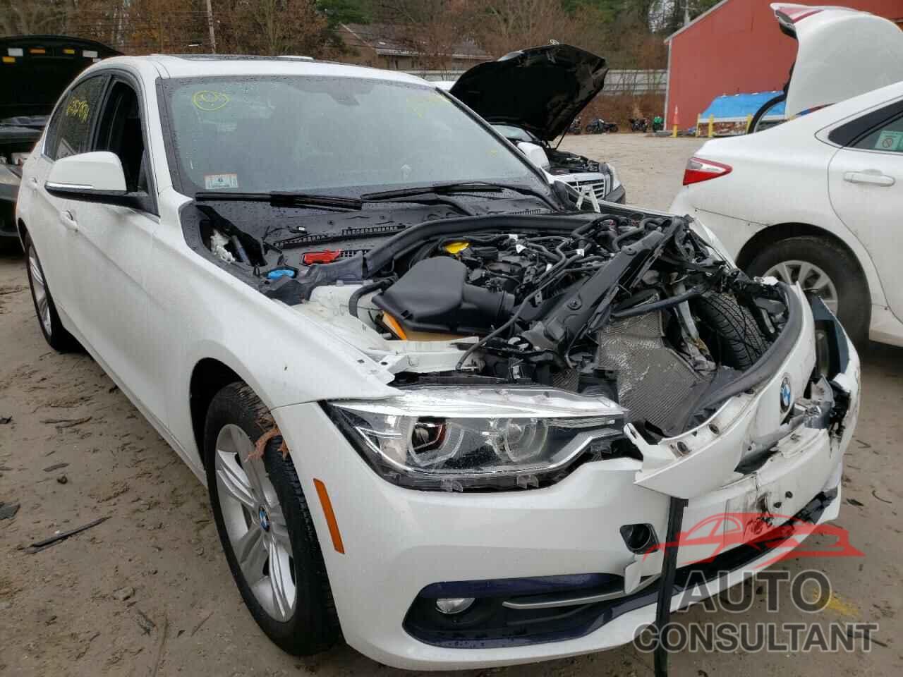 BMW 3 SERIES 2018 - WBA8D9G50JNU68339