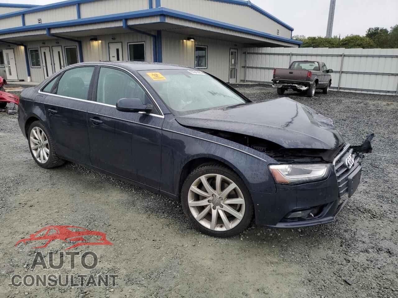 AUDI A4 2013 - WAUEFAFL0DN010299