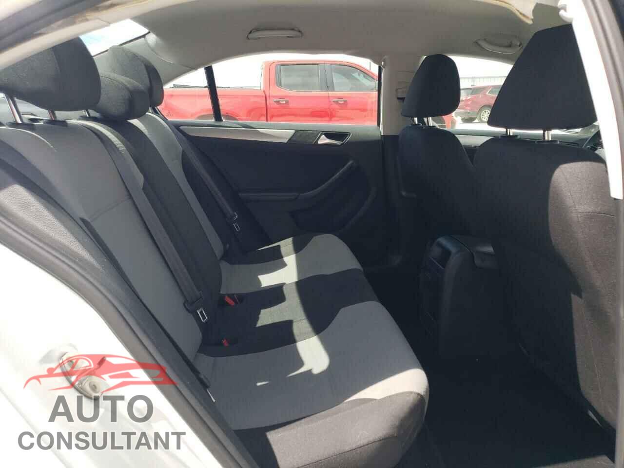 VOLKSWAGEN JETTA 2017 - 3VW2B7AJ0HM350981