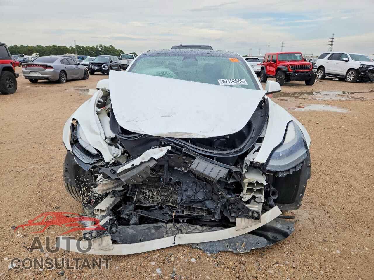 TESLA MODEL 3 2022 - 5YJ3E1EB0NF144199