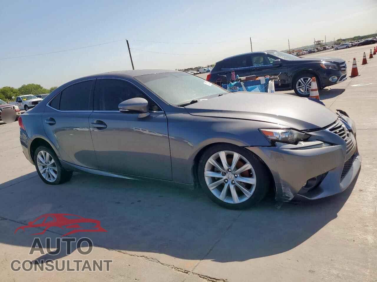 LEXUS IS 2015 - JTHCF1D24F5025197