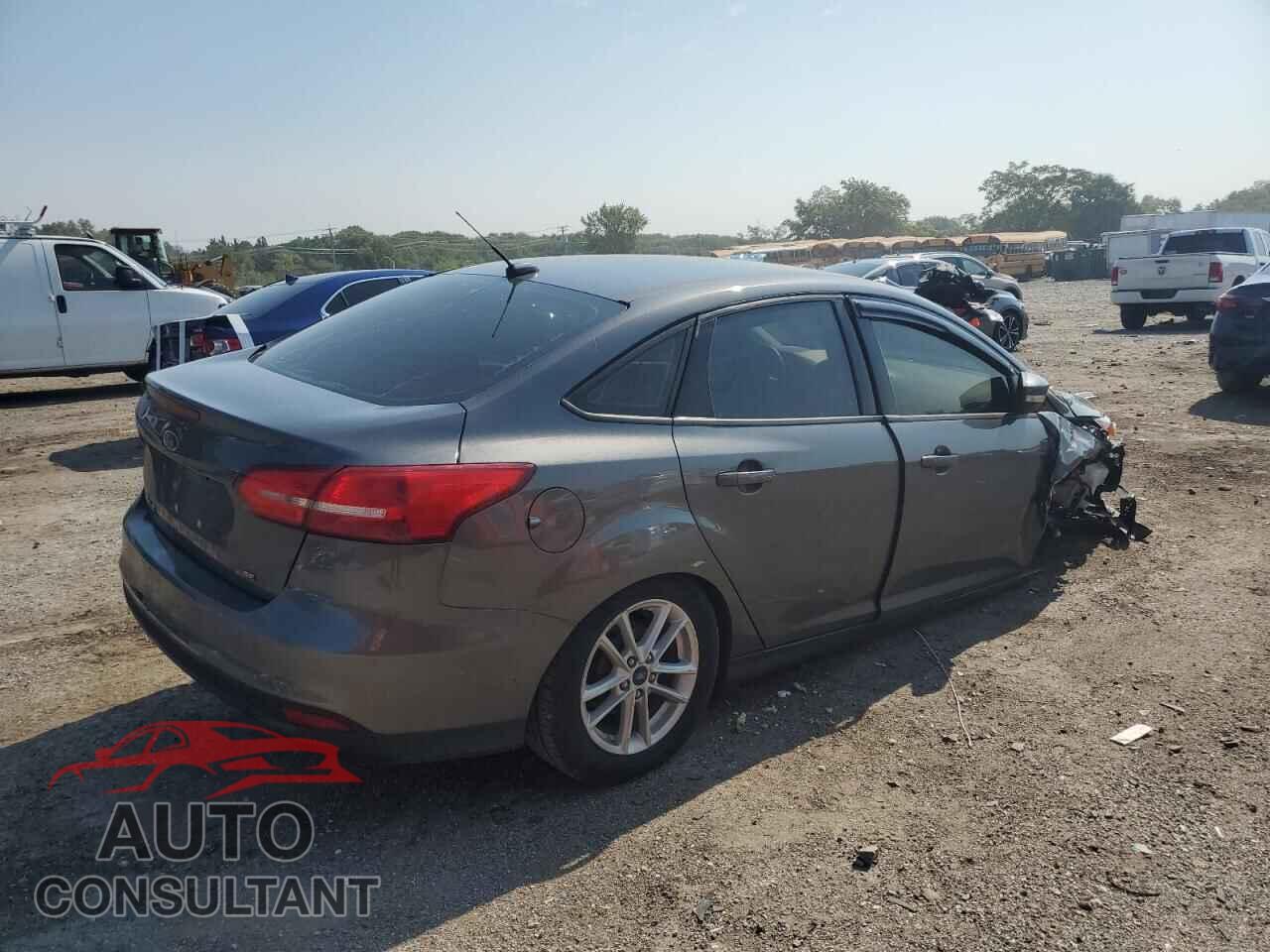 FORD FOCUS 2017 - 1FADP3F20HL208807