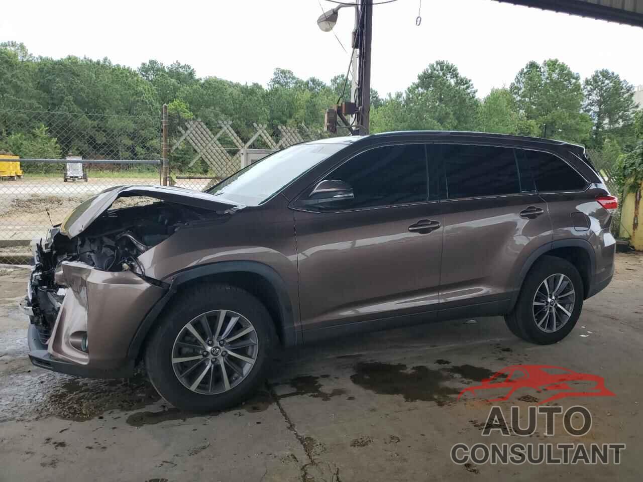 TOYOTA HIGHLANDER 2019 - 5TDKZRFH8KS334065