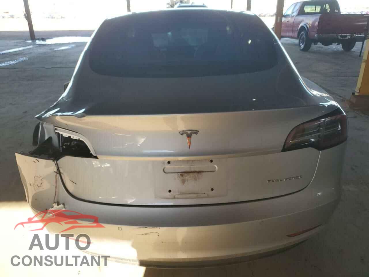 TESLA MODEL 3 2018 - 5YJ3E1EB6JF100590