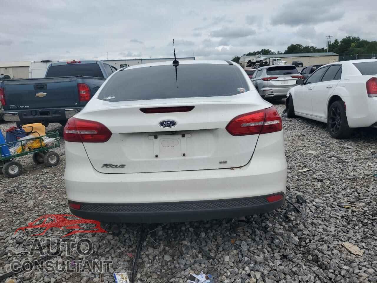 FORD FOCUS 2017 - 1FADP3F25HL228535