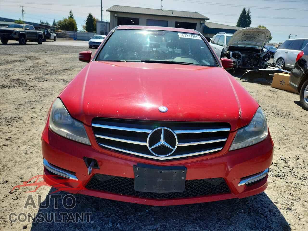 MERCEDES-BENZ C-CLASS 2014 - WDDGF4HB9EA963027