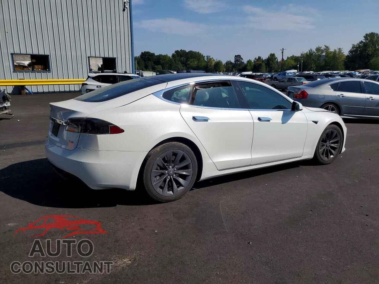 TESLA MODEL S 2018 - 5YJSA1E20JF244739