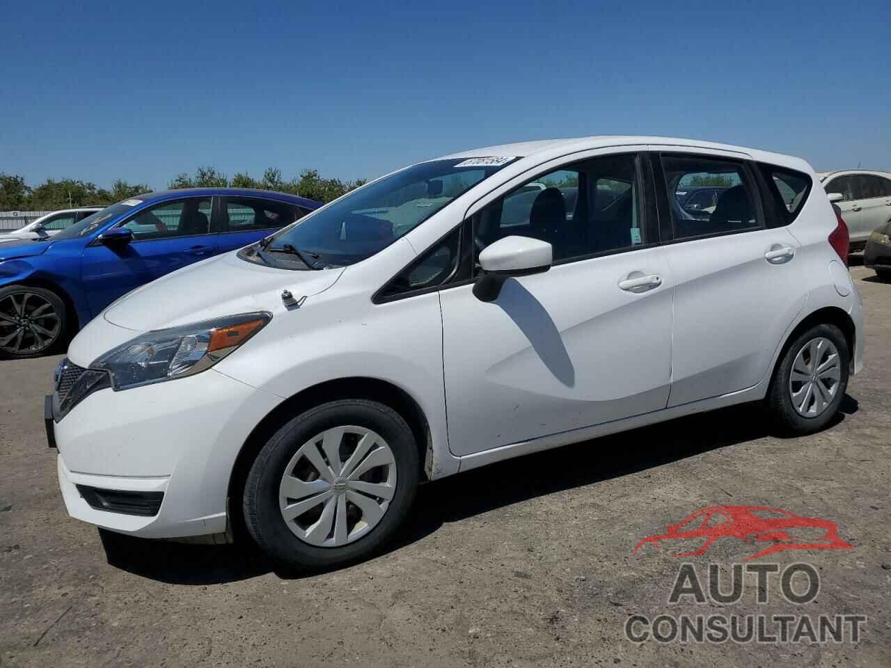 NISSAN VERSA 2018 - 3N1CE2CP4JL369521