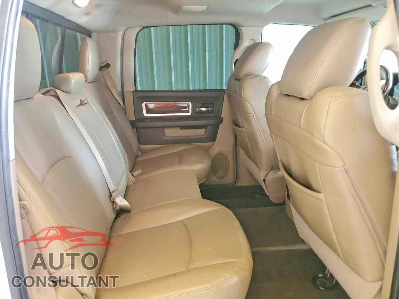 DODGE RAM 1500 2012 - 1C6RD7NT6CS213896