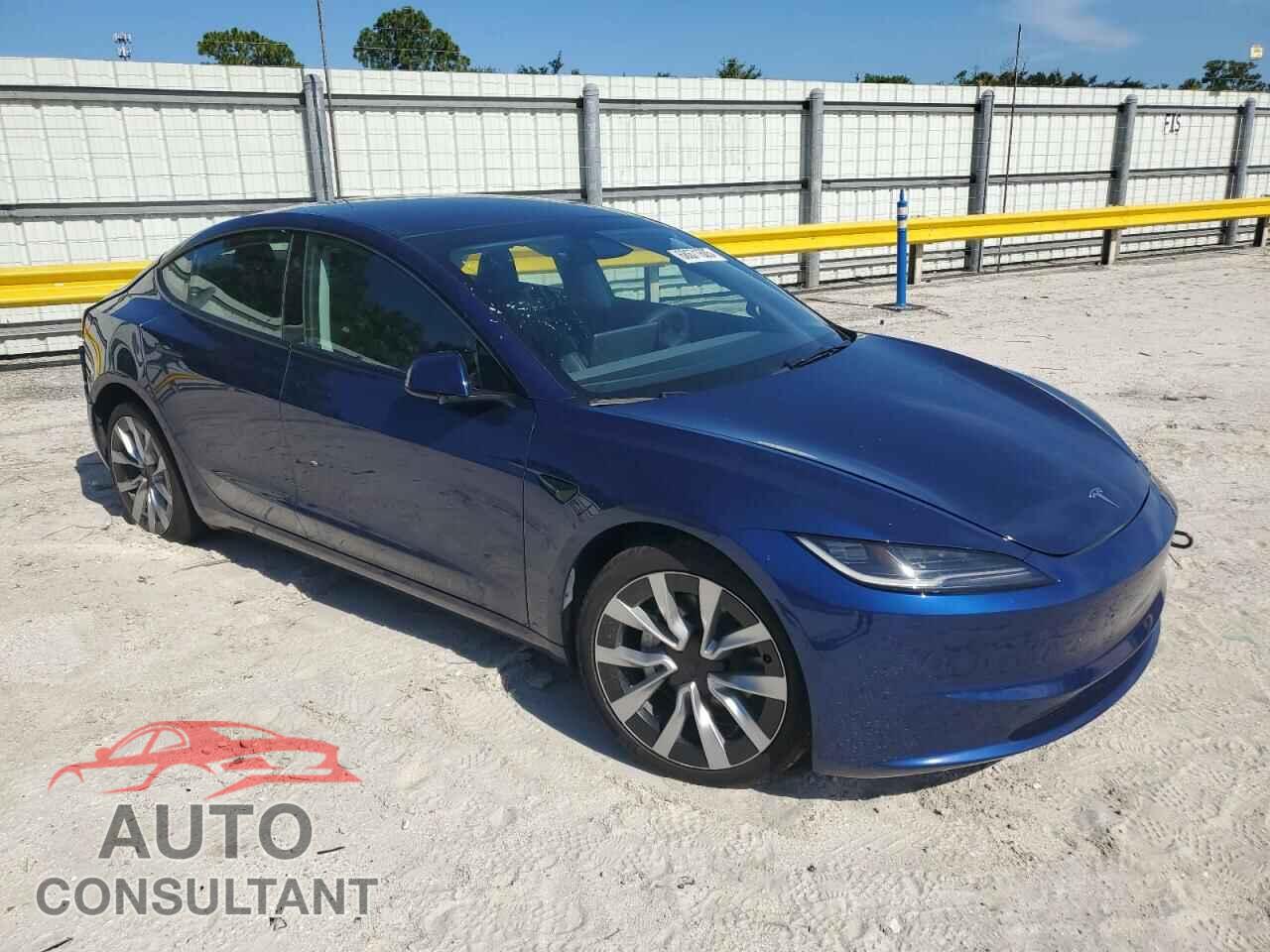 TESLA MODEL 3 2024 - 5YJ3E1EB2RF734555