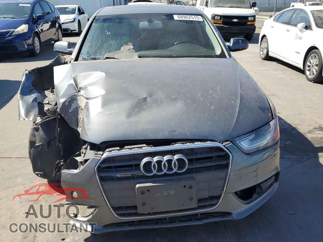 AUDI A4 2013 - WAUBFAFL5DN008812
