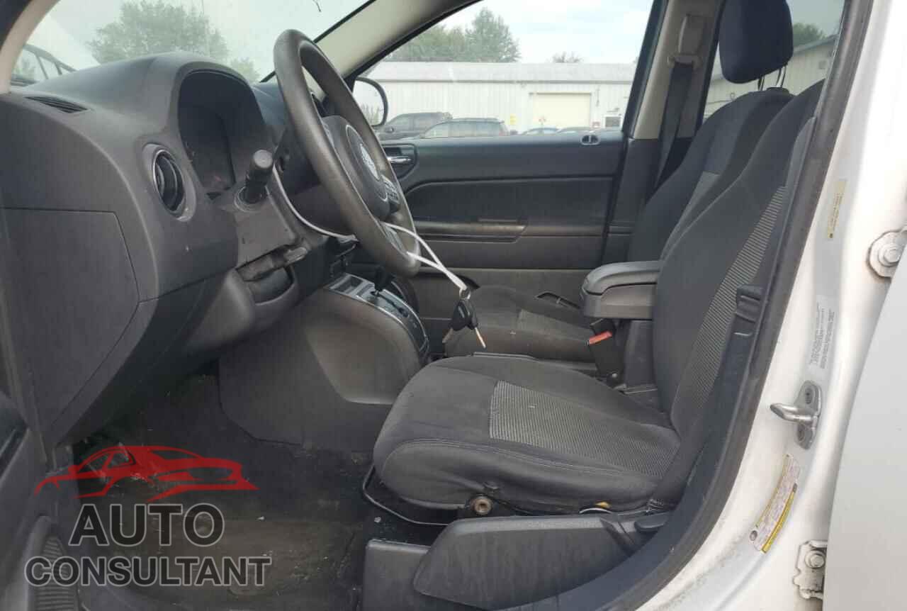 JEEP COMPASS 2011 - 1J4NT1FA5BD290521