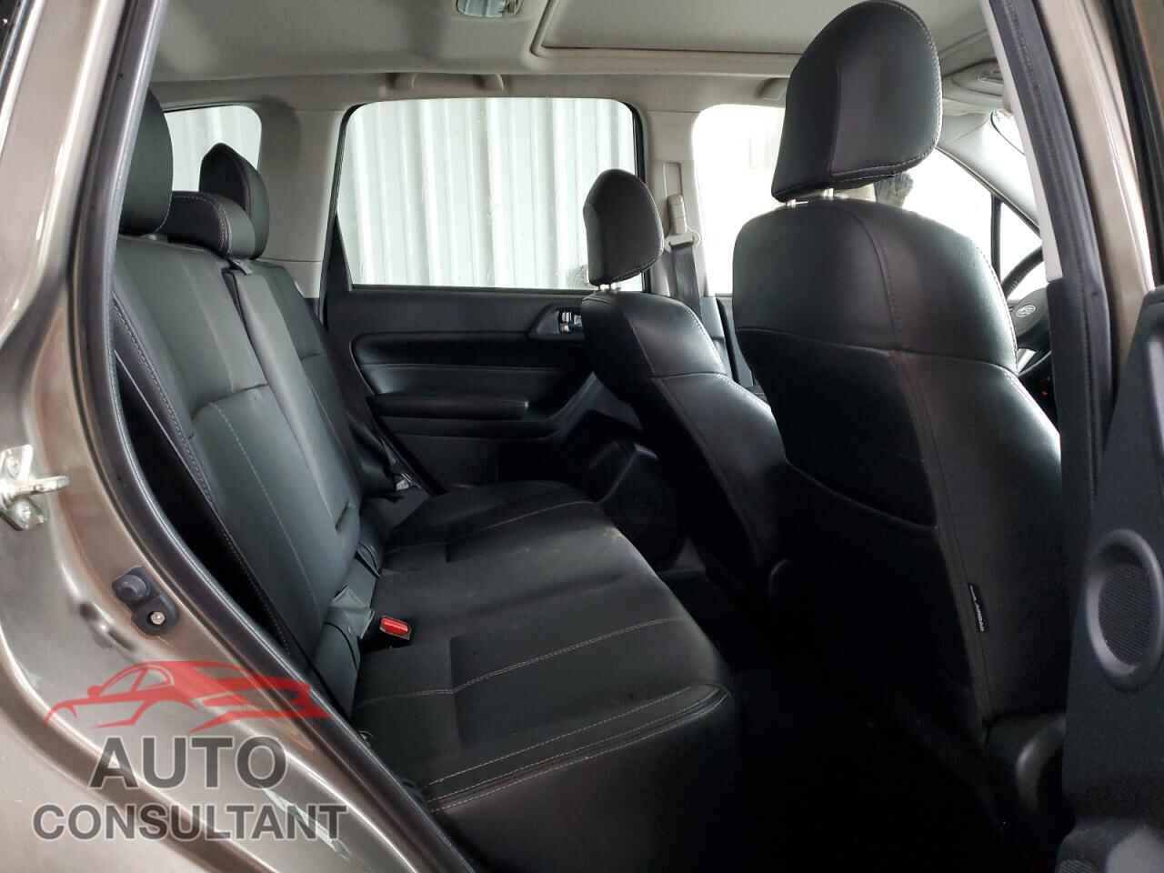 SUBARU FORESTER 2018 - JF2SJGWC8JH421727