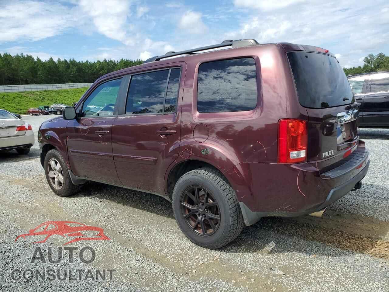 HONDA PILOT 2011 - 5FNYF4H40BB075009