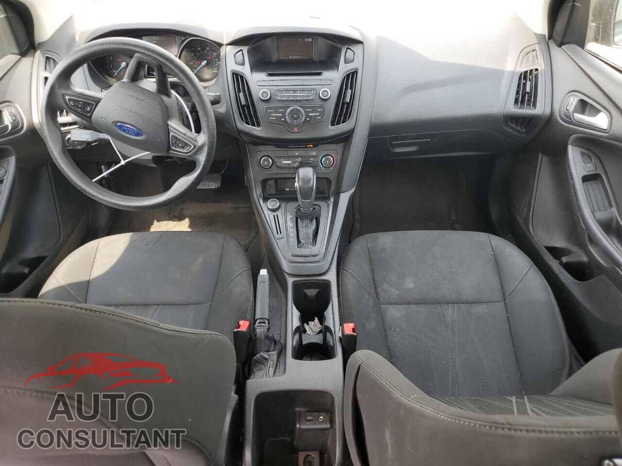 FORD FOCUS 2016 - 1FADP3E26GL270941
