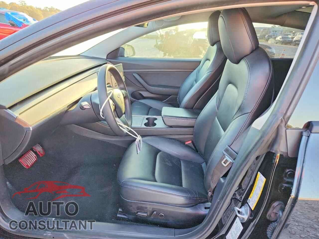TESLA MODEL 3 2021 - 5YJ3E1EA9MF920304