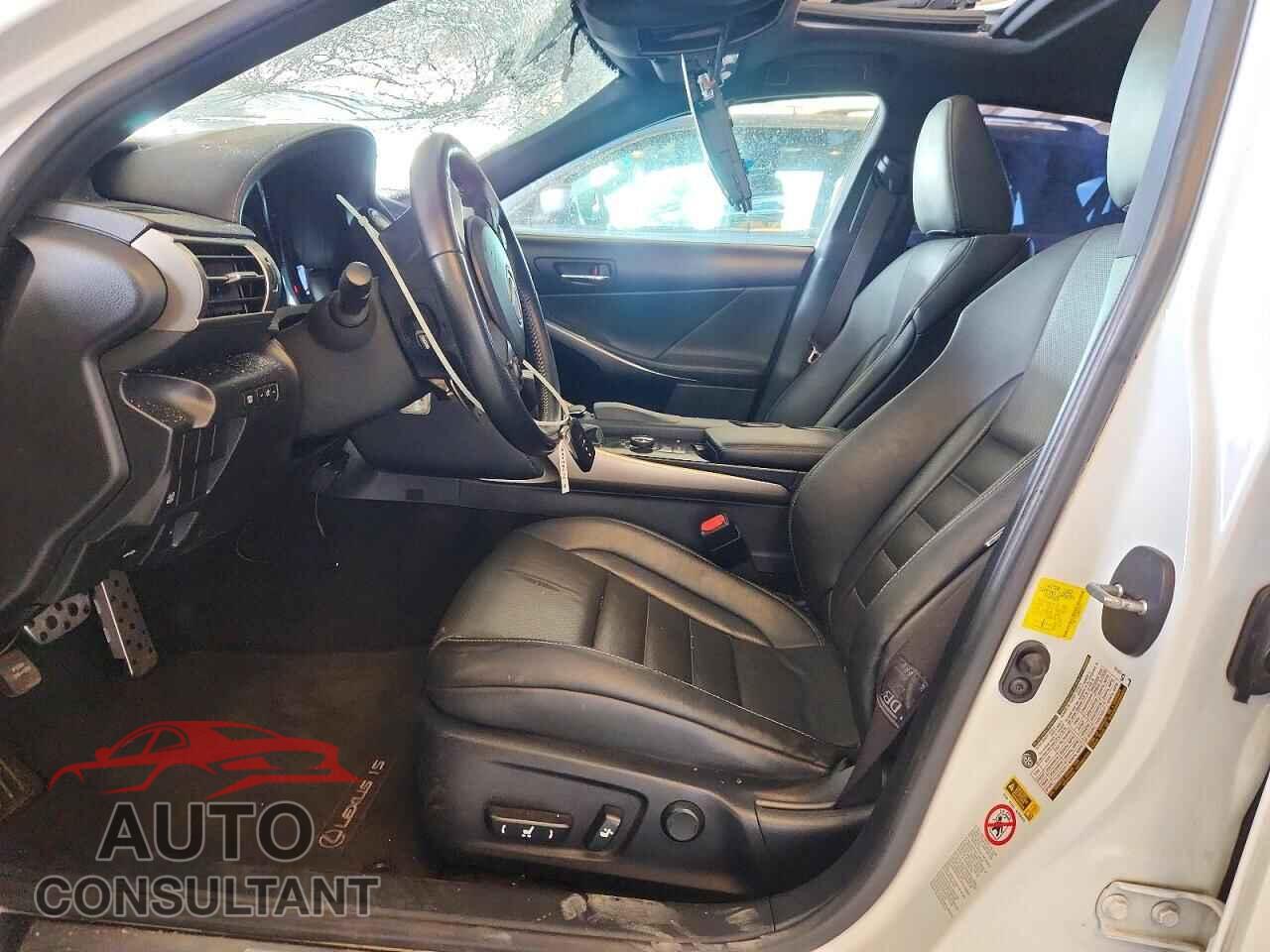 LEXUS IS 2014 - JTHBF1D22E5035978