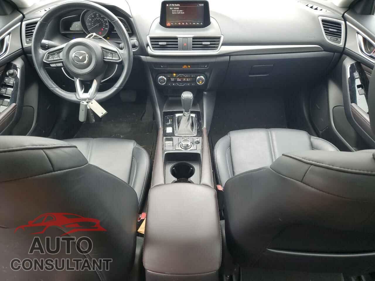 MAZDA 3 2017 - 3MZBN1V76HM119280