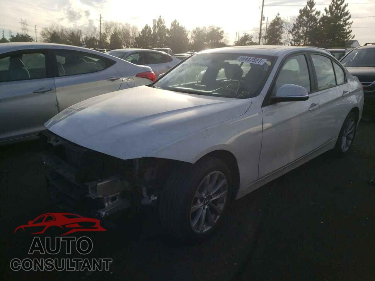 BMW 3 SERIES 2018 - WBA8A3C57JA489448