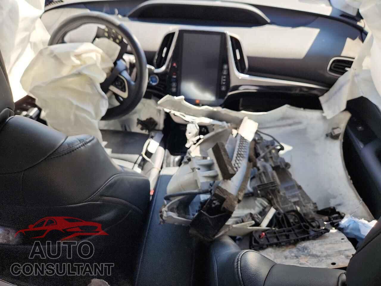 TOYOTA PRIUS 2017 - JTDKARFP2H3061925