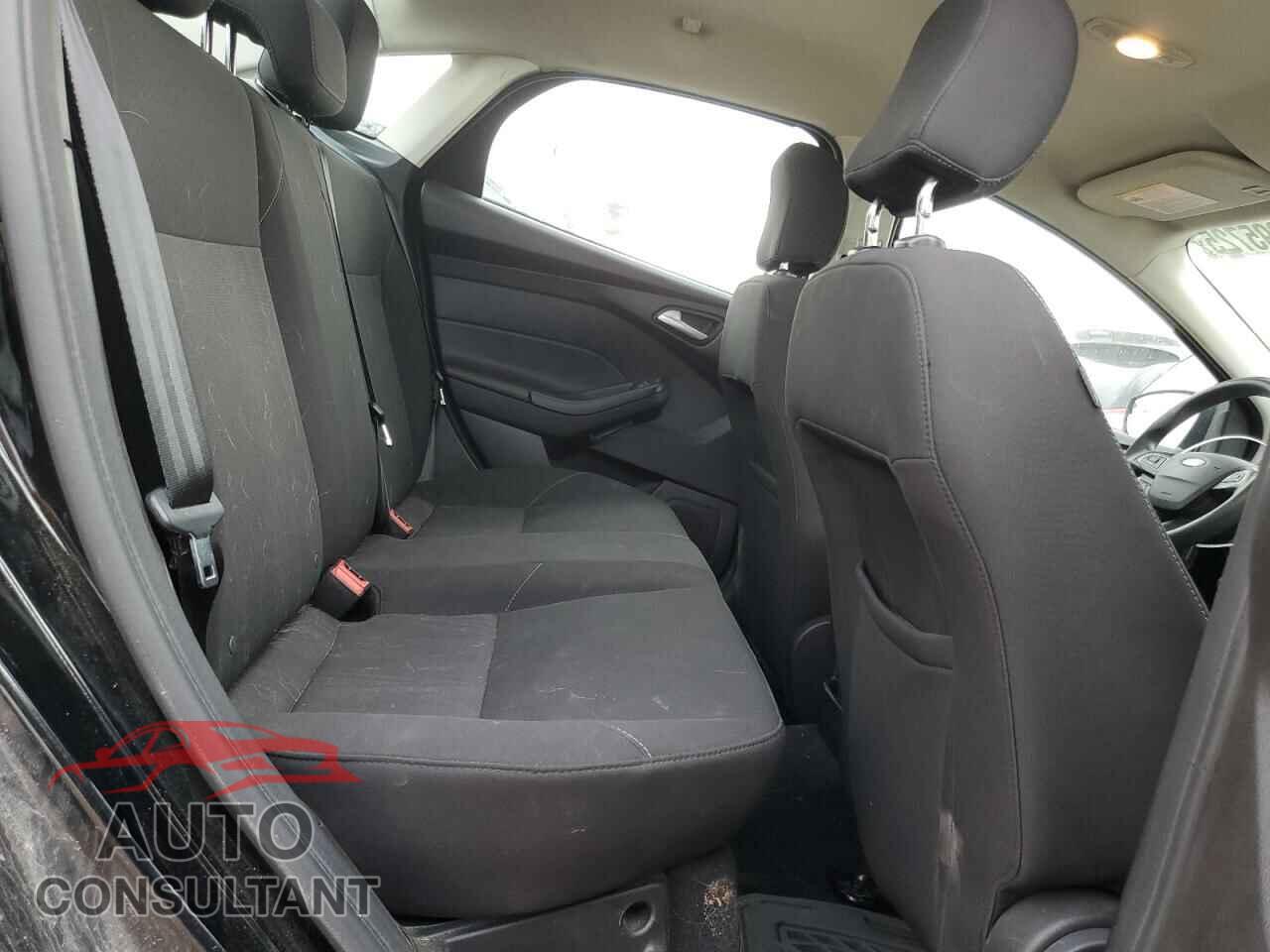 FORD FOCUS 2017 - 1FADP3F25HL263463