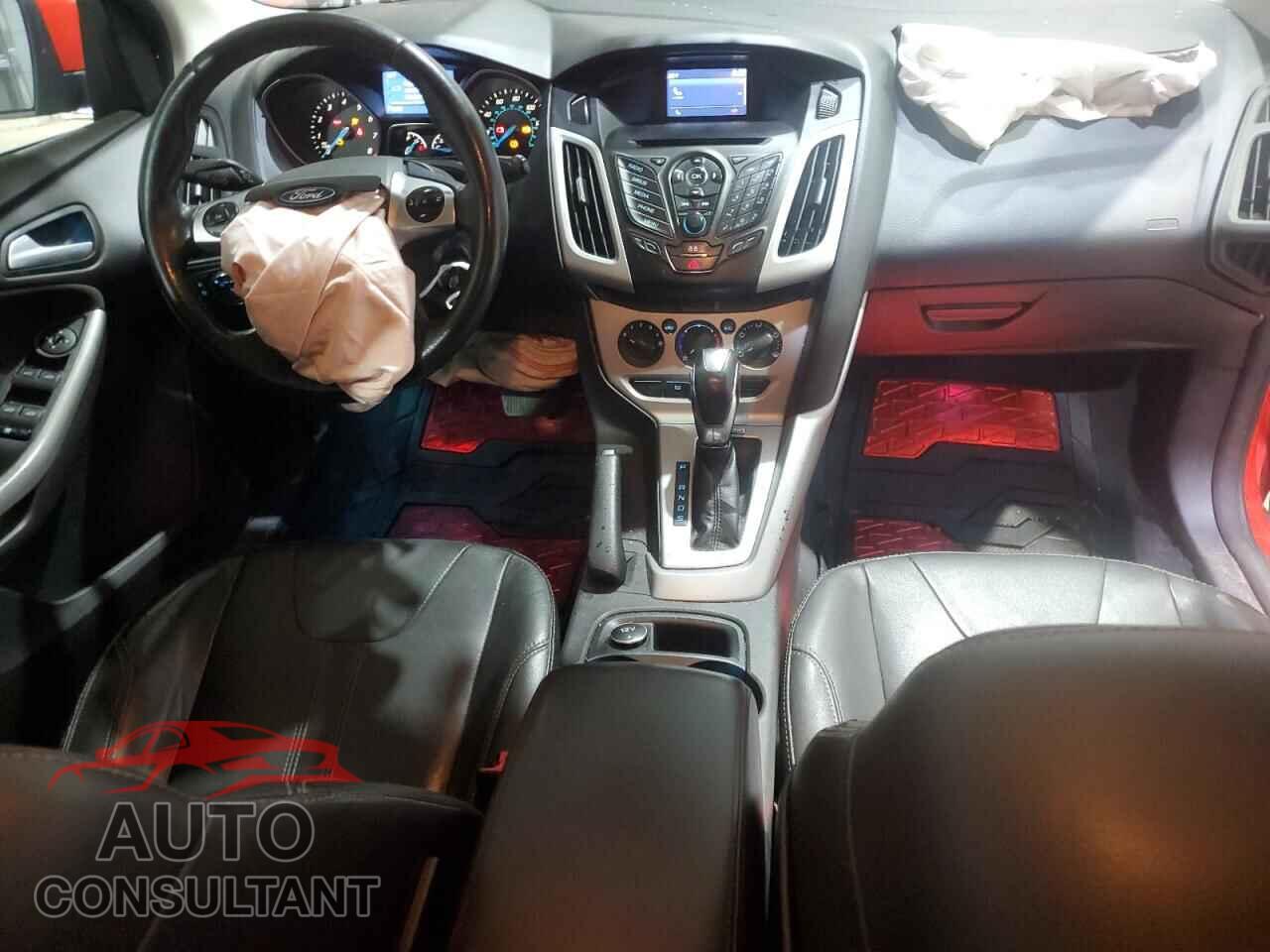 FORD FOCUS 2014 - 1FADP3K28EL358830