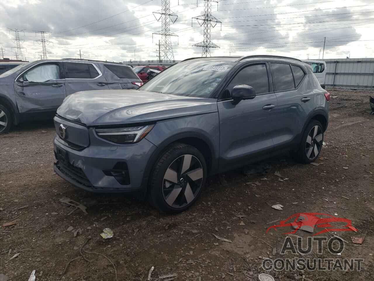 VOLVO XC40 2023 - YV4ED3UM4P2082710