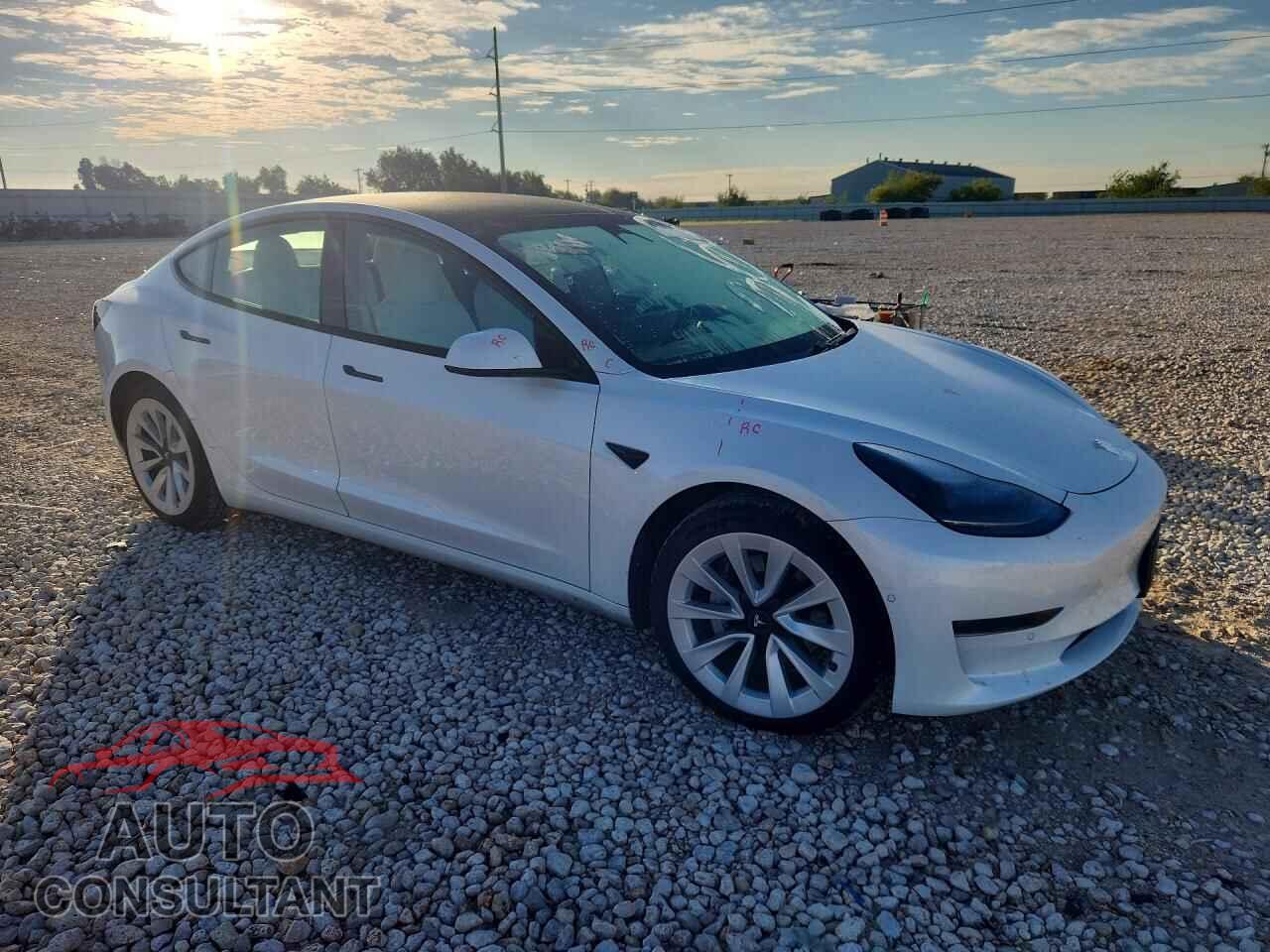 TESLA MODEL 3 2021 - 5YJ3E1EA6MF990360