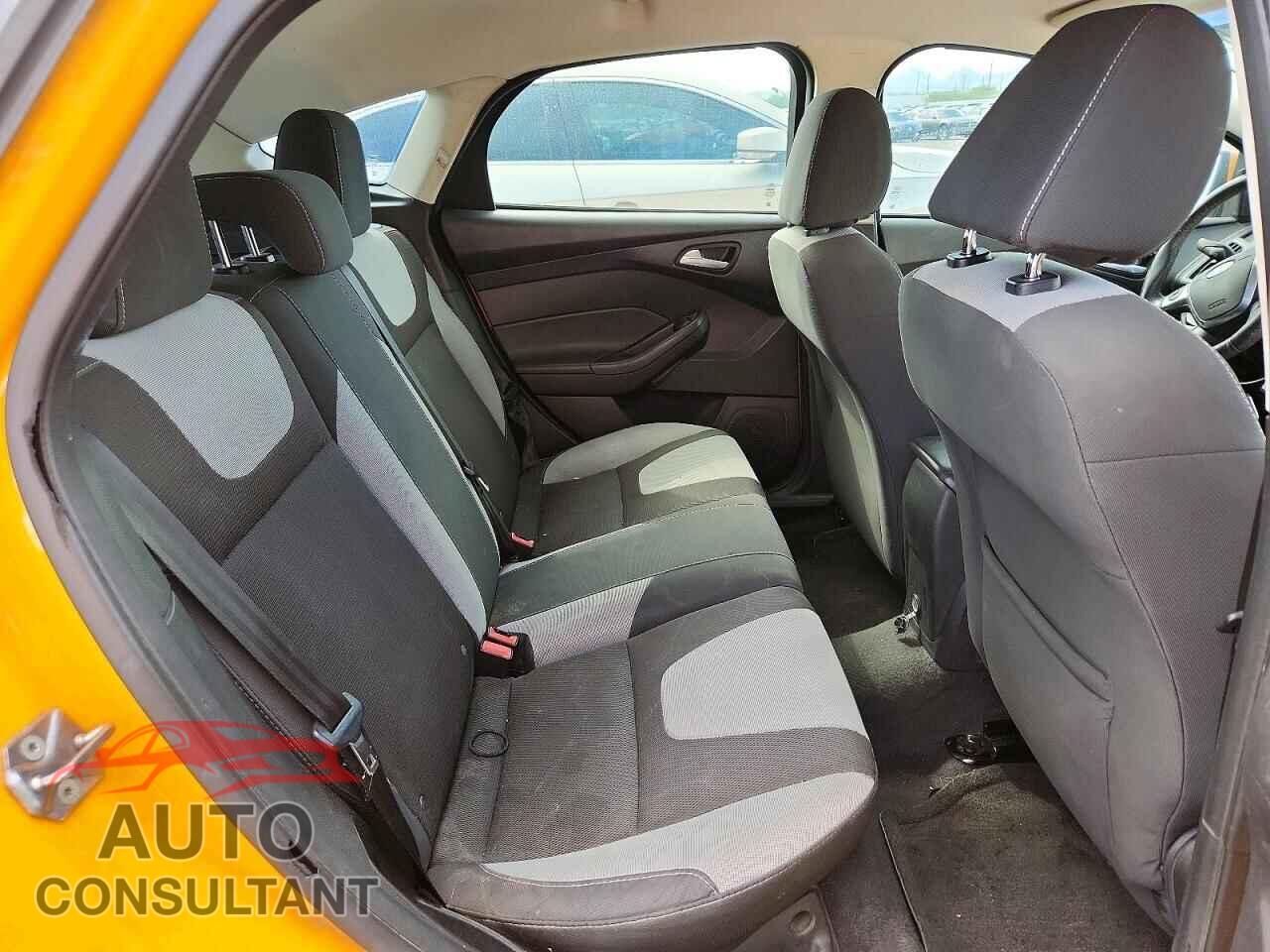FORD FOCUS 2012 - 1FAHP3K2XCL416080