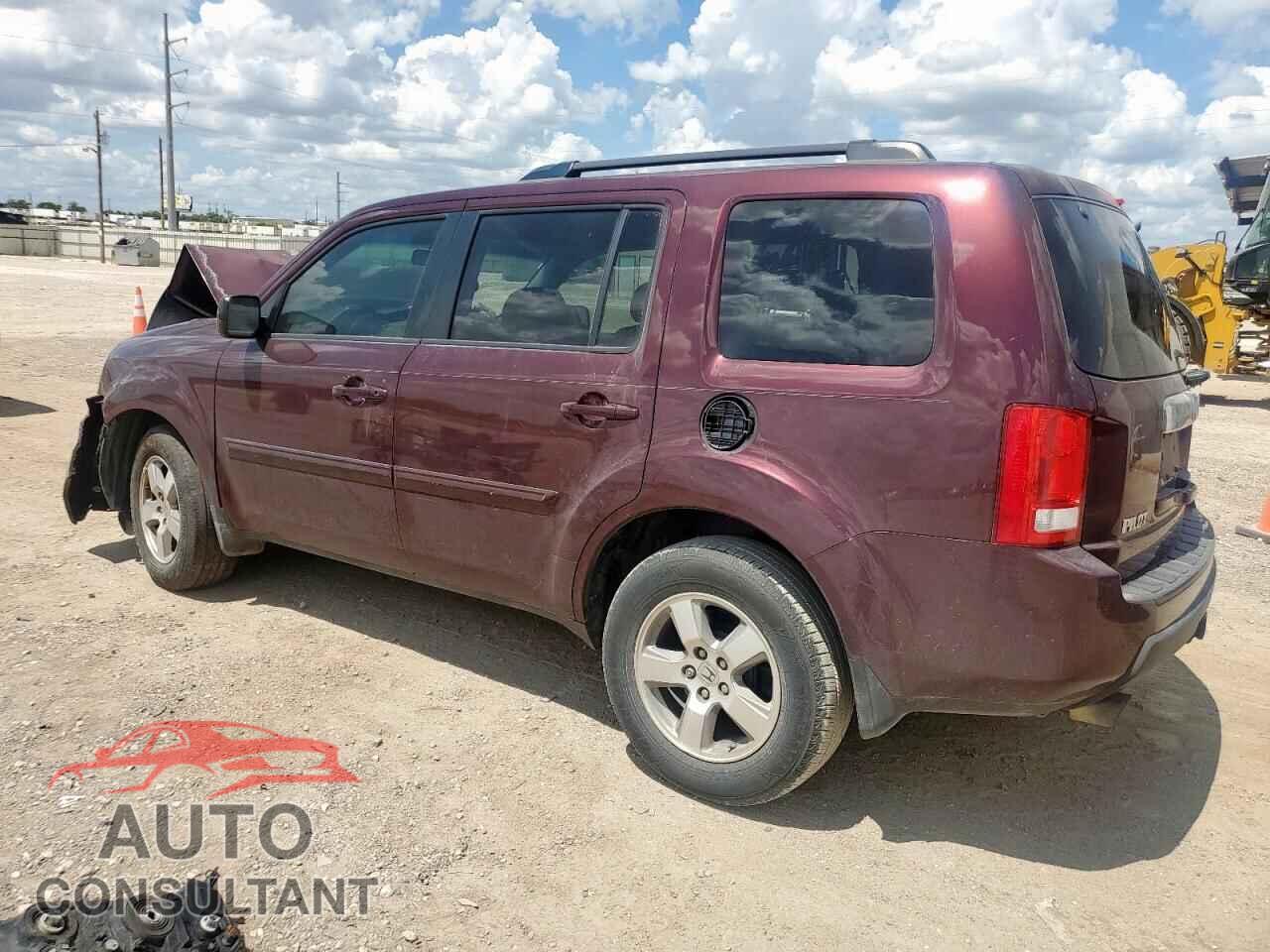 HONDA PILOT 2011 - 5FNYF3H50BB010549