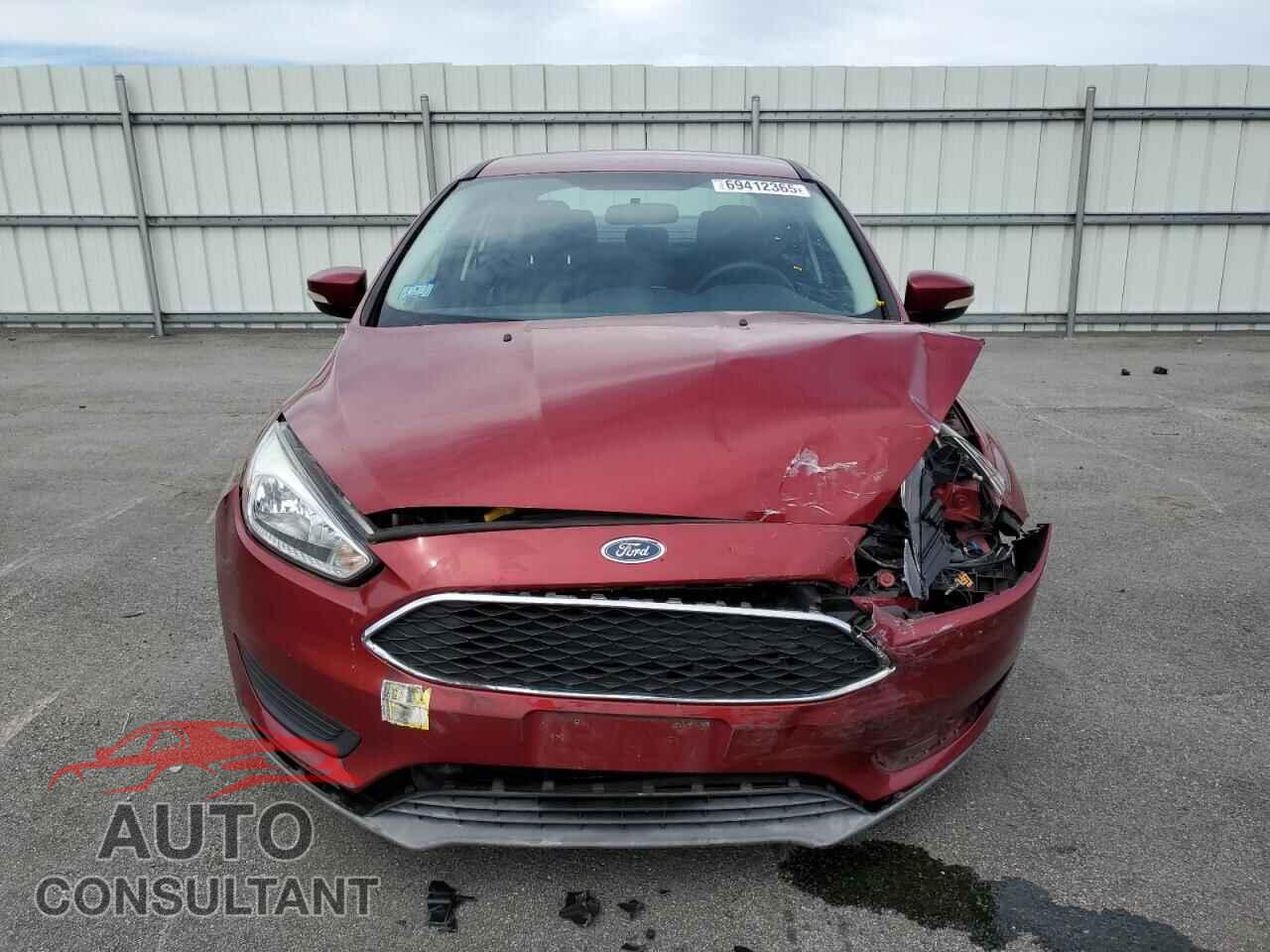 FORD FOCUS 2015 - 1FADP3F27FL212897
