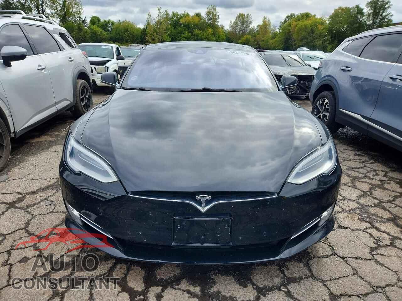 TESLA MODEL S 2016 - 5YJSA1E2XGF143930