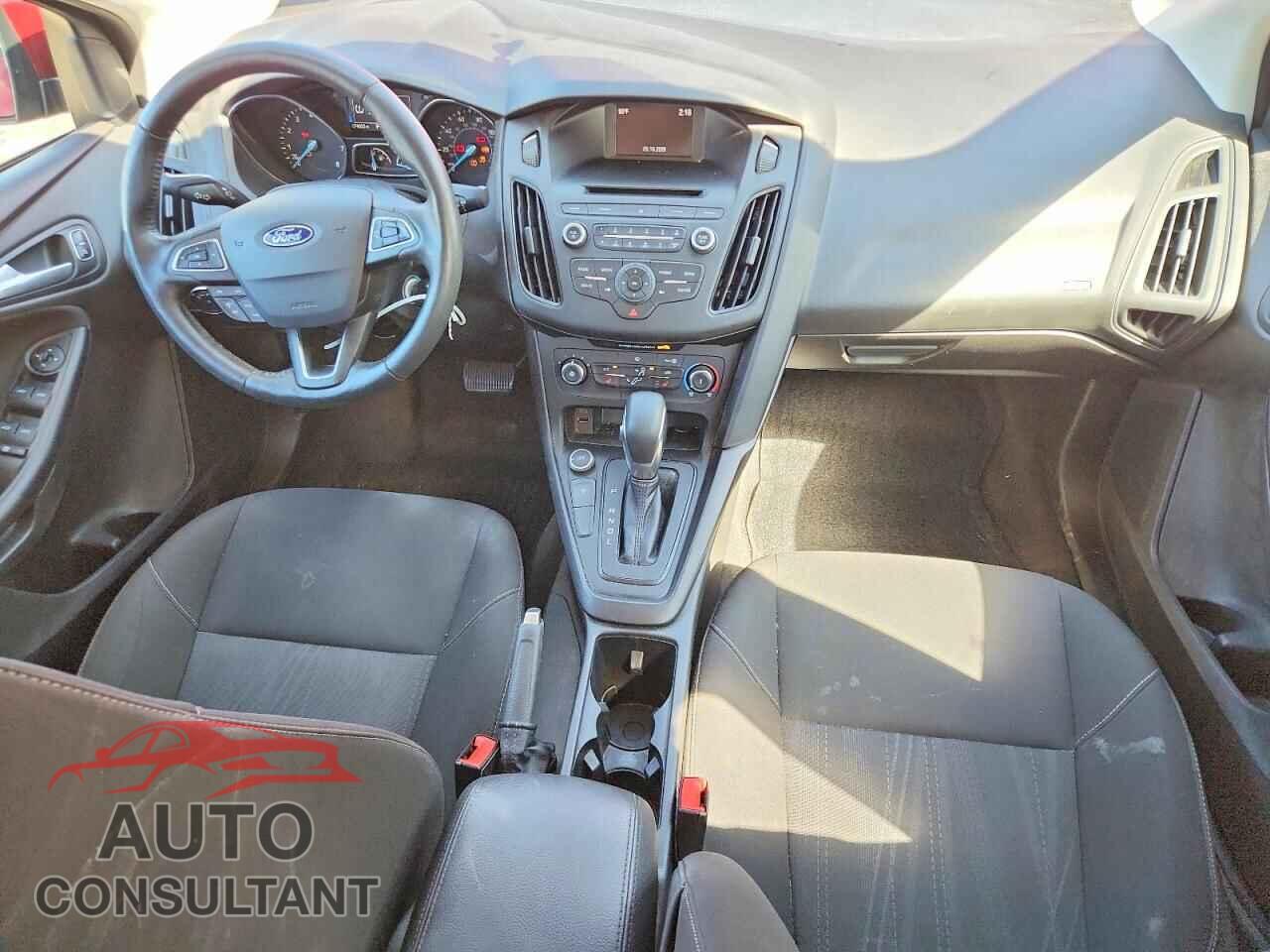 FORD FOCUS 2017 - 1FADP3F2XHL326640
