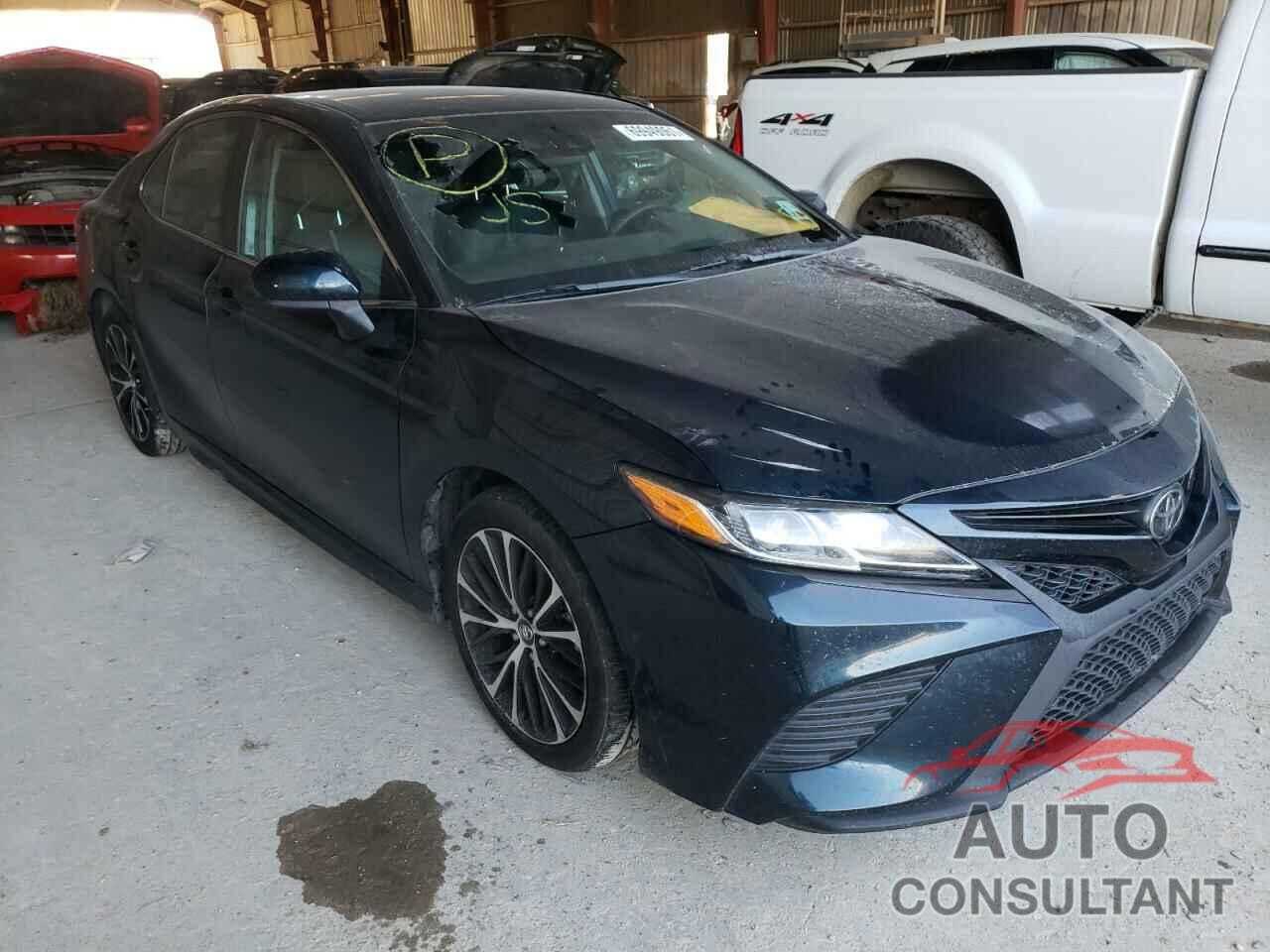 TOYOTA CAMRY 2018 - 4T1B11HK9JU643017