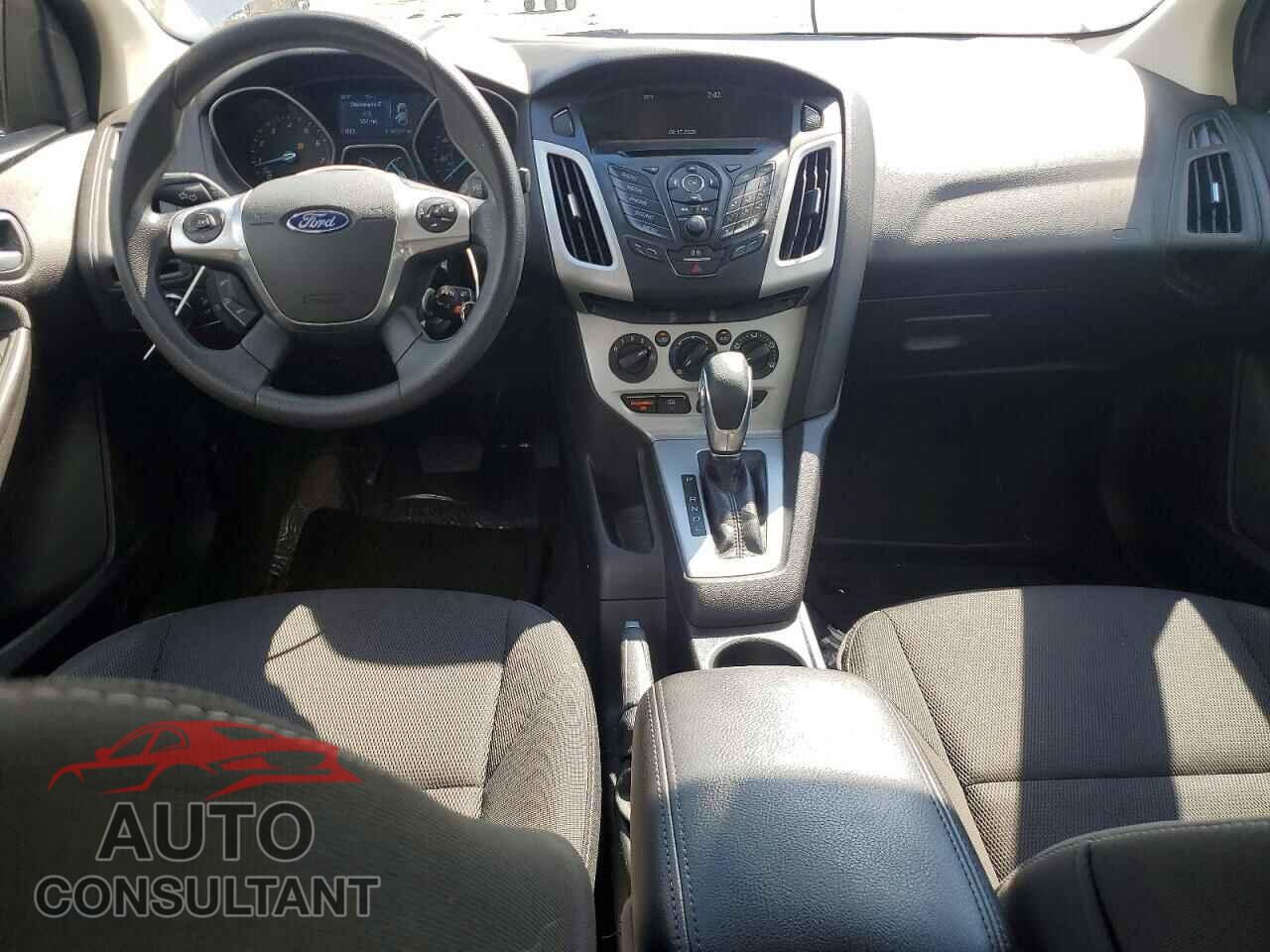 FORD FOCUS 2014 - 1FADP3F2XEL449561