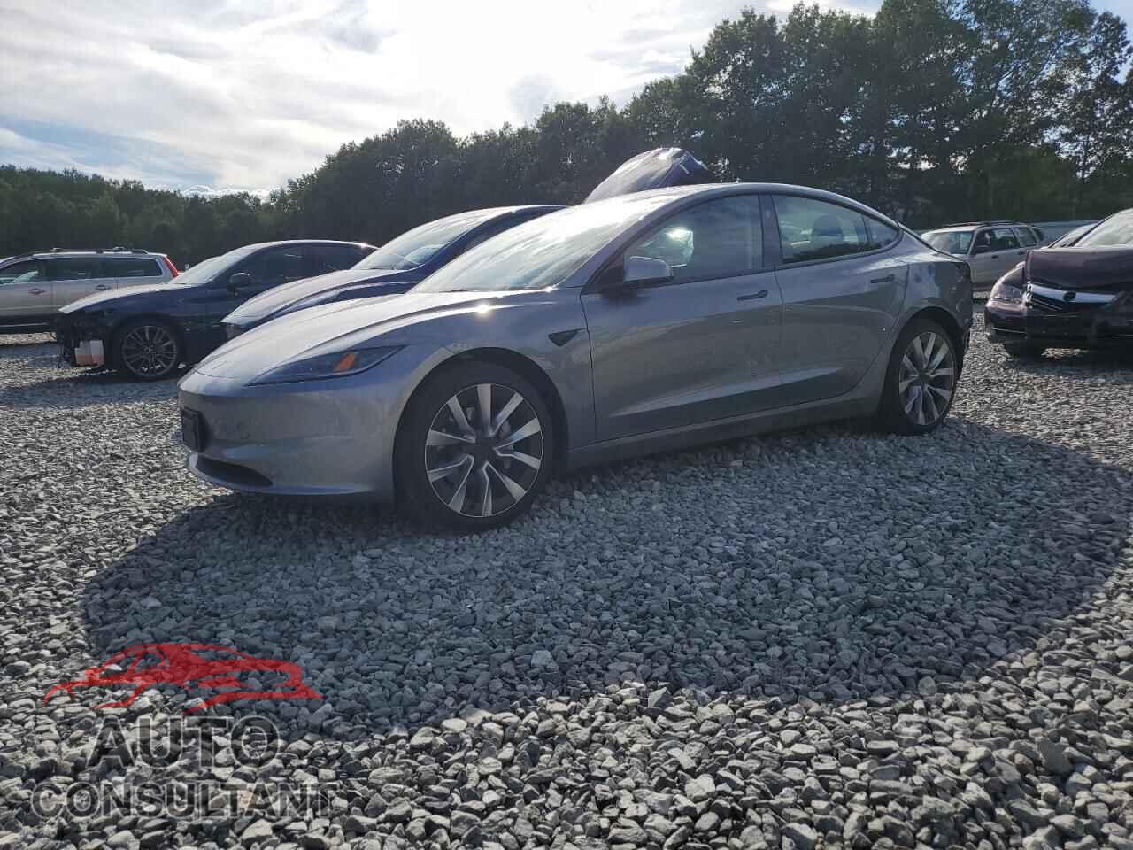 TESLA MODEL 3 2024 - 5YJ3E1EA6RF862207