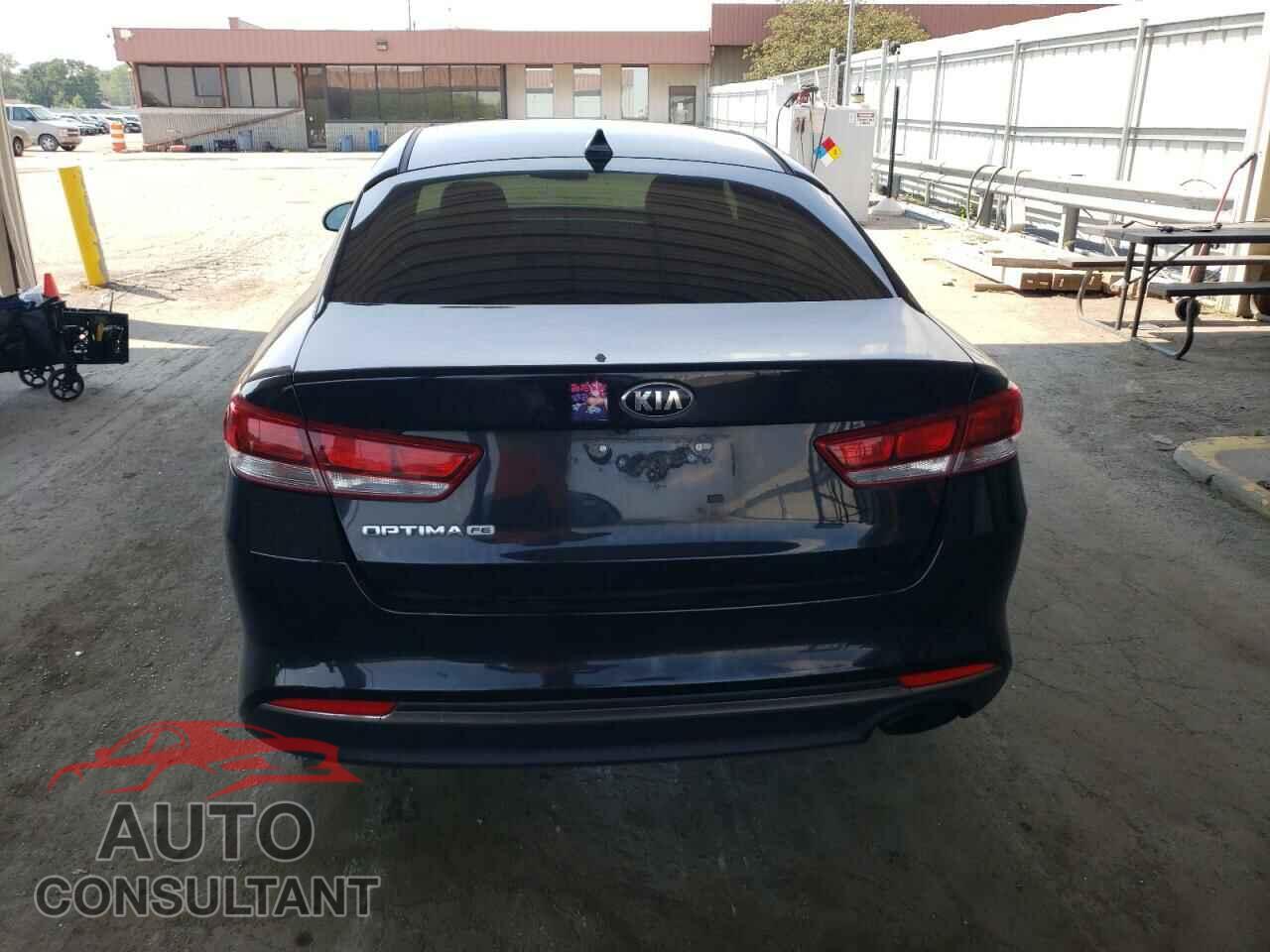 KIA OPTIMA 2017 - KNAGT4L36H5161712